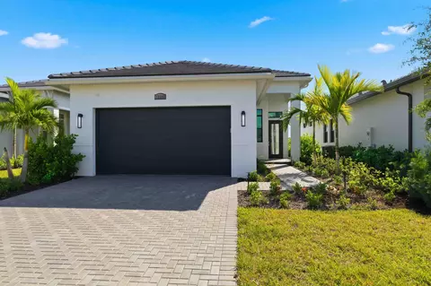 12508 SW Lunata Way, Port Saint Lucie, FL 34987