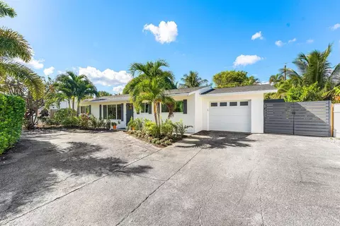 514 N Dover Rd, Tequesta, FL 33469