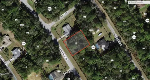 8525 N Golfview Dr, Citrus Springs, FL 34434