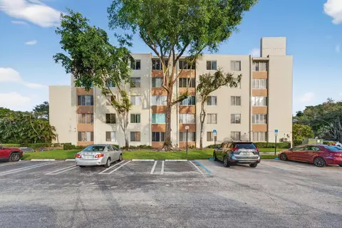 3215 Riverside #C-402, Coral Springs, FL 33065