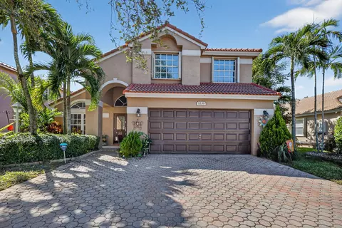 1238 NW 144th Ter, Pembroke Pines, FL 33028
