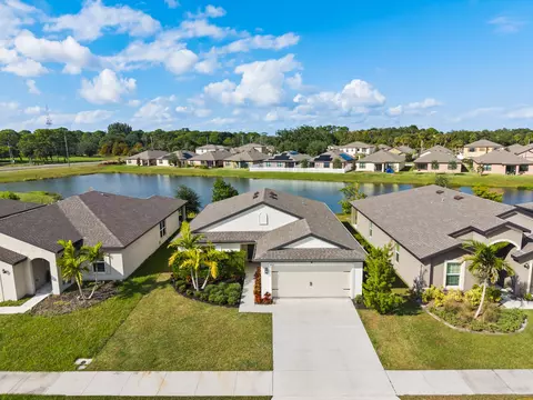 5512 Jamboree Dr, Fort Pierce, FL 34947