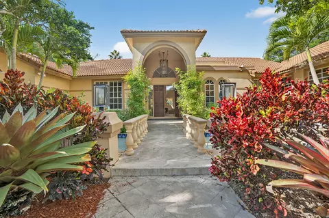 5328 E Leitner Dr, Coral Springs, FL 33067