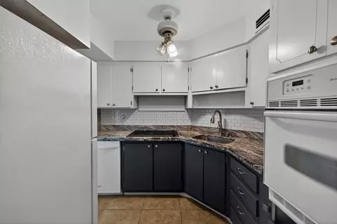 2151 NE 42 Nd Ct #136, Lighthouse Point, FL 33064