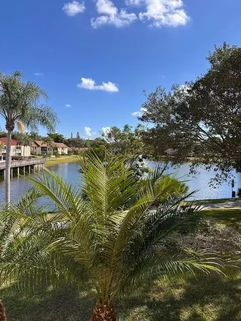 4996 Sable Pne #B2, West Palm Beach, FL 33417