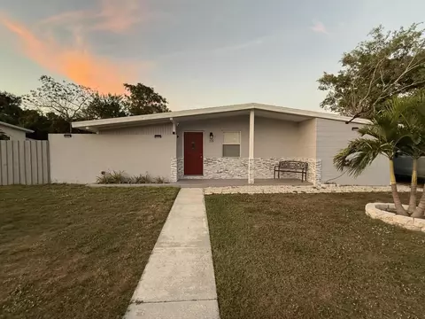 115 SE Celestia Ct, Port Saint Lucie, FL 34983