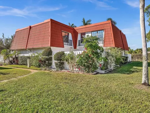 1441 Princeton Ln, Boynton Beach, FL 33426