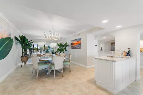 Dining - 19670 Beach Rd #B303, Jupiter, FL 33469 photo 1 of 2