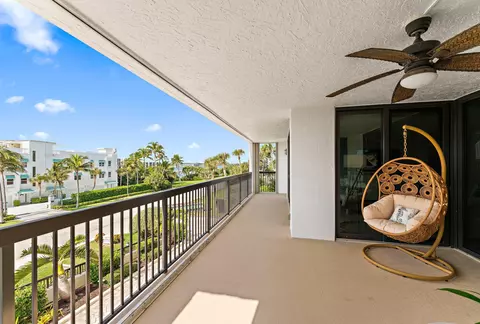 Exterior - 19670 Beach Rd #B303, Jupiter, FL 33469 photo 4 of 11