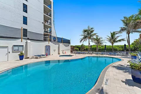 Exterior - 19670 Beach Rd #B303, Jupiter, FL 33469 photo 6 of 8