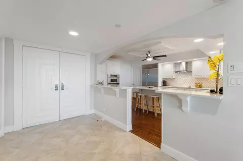 Entry Way - 19670 Beach Rd #B303, Jupiter, FL 33469 photo 1 of 1
