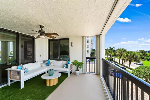 Exterior - 19670 Beach Rd #B303, Jupiter, FL 33469 photo 4 of 8