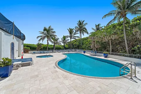 Exterior - 19670 Beach Rd #B303, Jupiter, FL 33469 photo 7 of 8