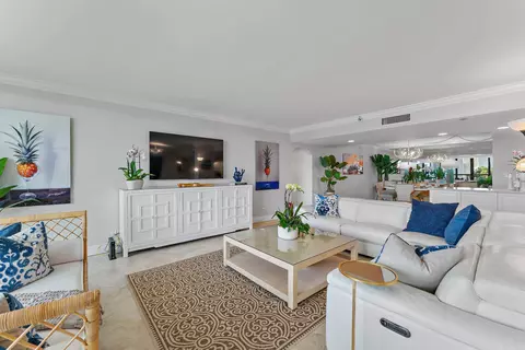 Living - 19670 Beach Rd #B303, Jupiter, FL 33469 photo 6 of 11