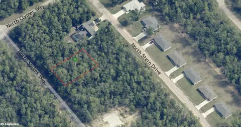 8615 N Spikes Way, Citrus Springs, FL 34434