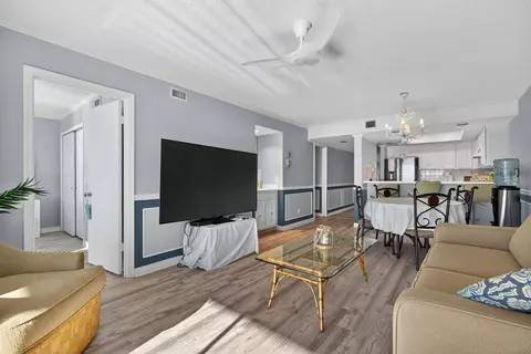 390 NEdgewater Dr #403, Stuart, FL 34996 photo 7