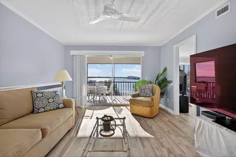 390 NEdgewater Dr #403, Stuart, FL 34996 photo 5
