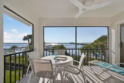 390 NEdgewater Dr #403, Stuart, FL 34996 photo 2