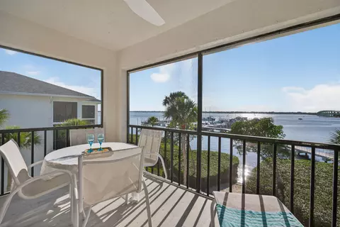 390 NEdgewater Dr #403, Stuart, FL 34996 photo 23