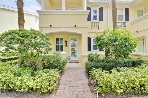 151 Rivinia Dr, Jupiter, FL 33458
