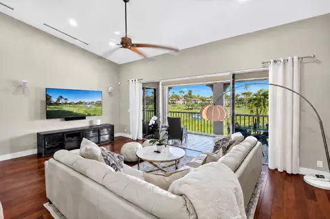 305 Ryder Cup Cir, Palm Beach Gardens, FL 33418