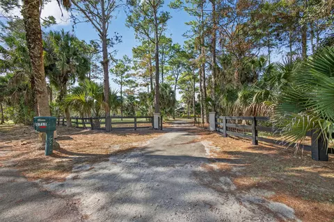 1713 Arabian Dr, Loxahatchee, FL 33470
