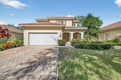 6720 Osage Cir, Greenacres, FL 33413