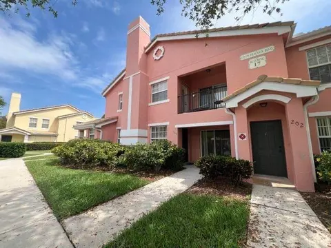 132 SW Peacock Blvd #17-104, Port Saint Lucie, FL 34986