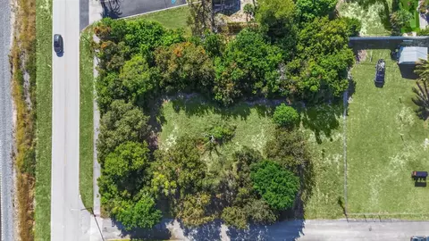 8686 SE Lyons, Hobe Sound, FL 33455