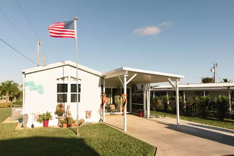 11055 SE Federal Hwy #61, Hobe Sound, FL 33455