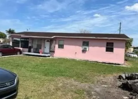 1228 Vaughn Cir, Belle Glade, FL 33430