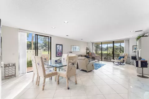 61 Eastgate Dr #A, Boynton Beach, FL 33436