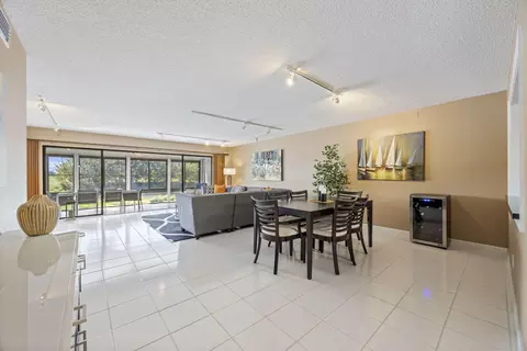 6388 Aspen Glen Cir, Boynton Beach, FL 33437