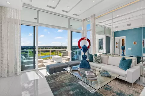 20155 Boca West Dr #PH-B904, Boca Raton, FL 33434