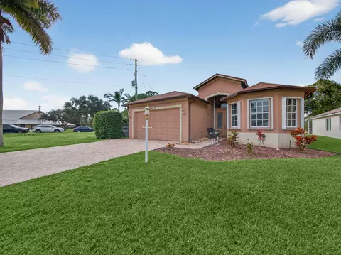 8946 SW Fishermans Wharf Dr, Stuart, FL 34997