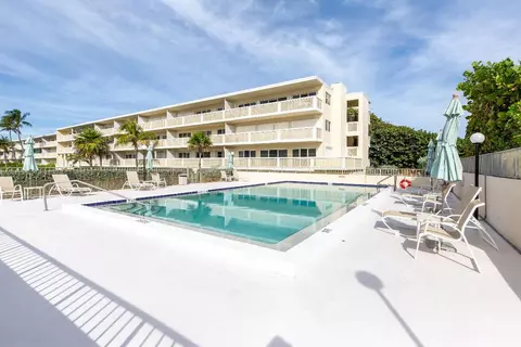 2565 S Ocean Blvd #1100, Palm Beach, FL 33480