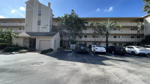 6936 Huntington #405, Delray Beach, FL 33446