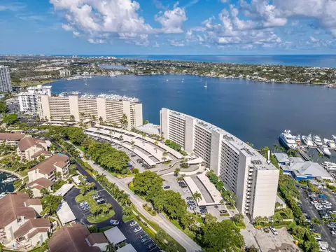 120 Lakeshore Dr #937, North Palm Beach, FL 33408