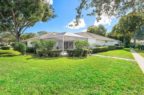 5101 Water Oak Ct, Palm Beach Gardens, FL 33410