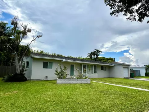 8760 SW 83rd St, Miami, FL 33173