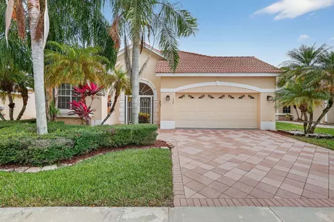 737 SW Great Exuma Cv, Port Saint Lucie, FL 34986