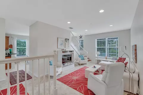 5402 Eastbay Dr, Greenacres, FL 33463