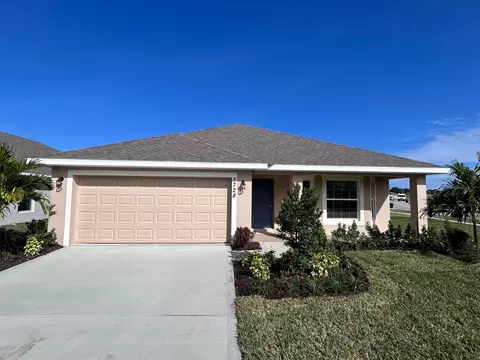 5728 Waterstone Blvd, Fort Pierce, FL 34951