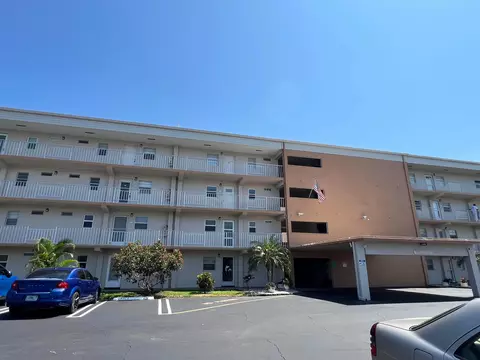 230 NE 26th Ave #2070, Boynton Beach, FL 33435
