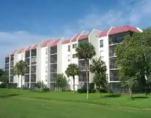3050 Presidential Way #206, West Palm Beach, FL 33401