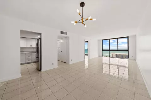 1600 S Ocean Dr #16H, Hollywood, FL 33019