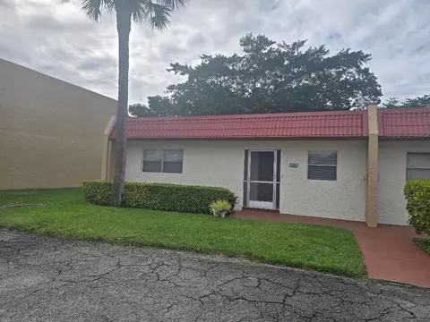 225 Lake Carol, West Palm Beach, FL 33411