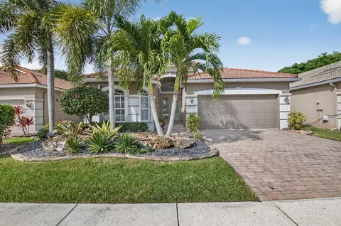 6917 Pisano Dr, Lake Worth, FL 33467