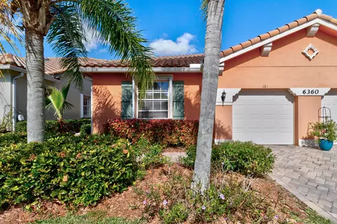 6360 Oxford Cir #101, Vero Beach, FL 32966