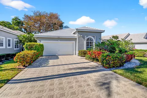 11921 Fountainside Cir, Boynton Beach, FL 33437
